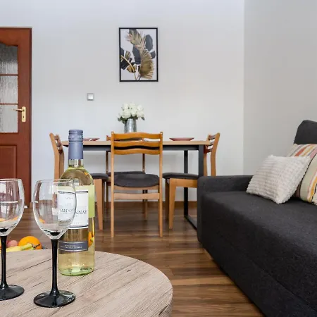 Apartment Z Parkingiem