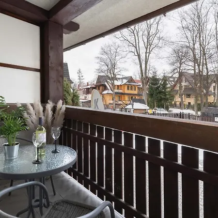 Z Parkingiem Apartment Zakopane